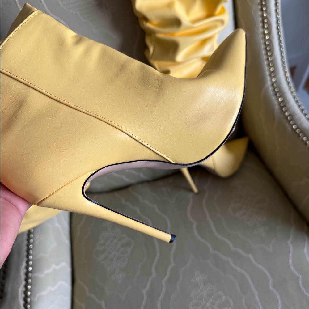 Yellow Slouchy Knee-High Stiletto Boots - Women's Fashion Boot - Picture 5 of 6